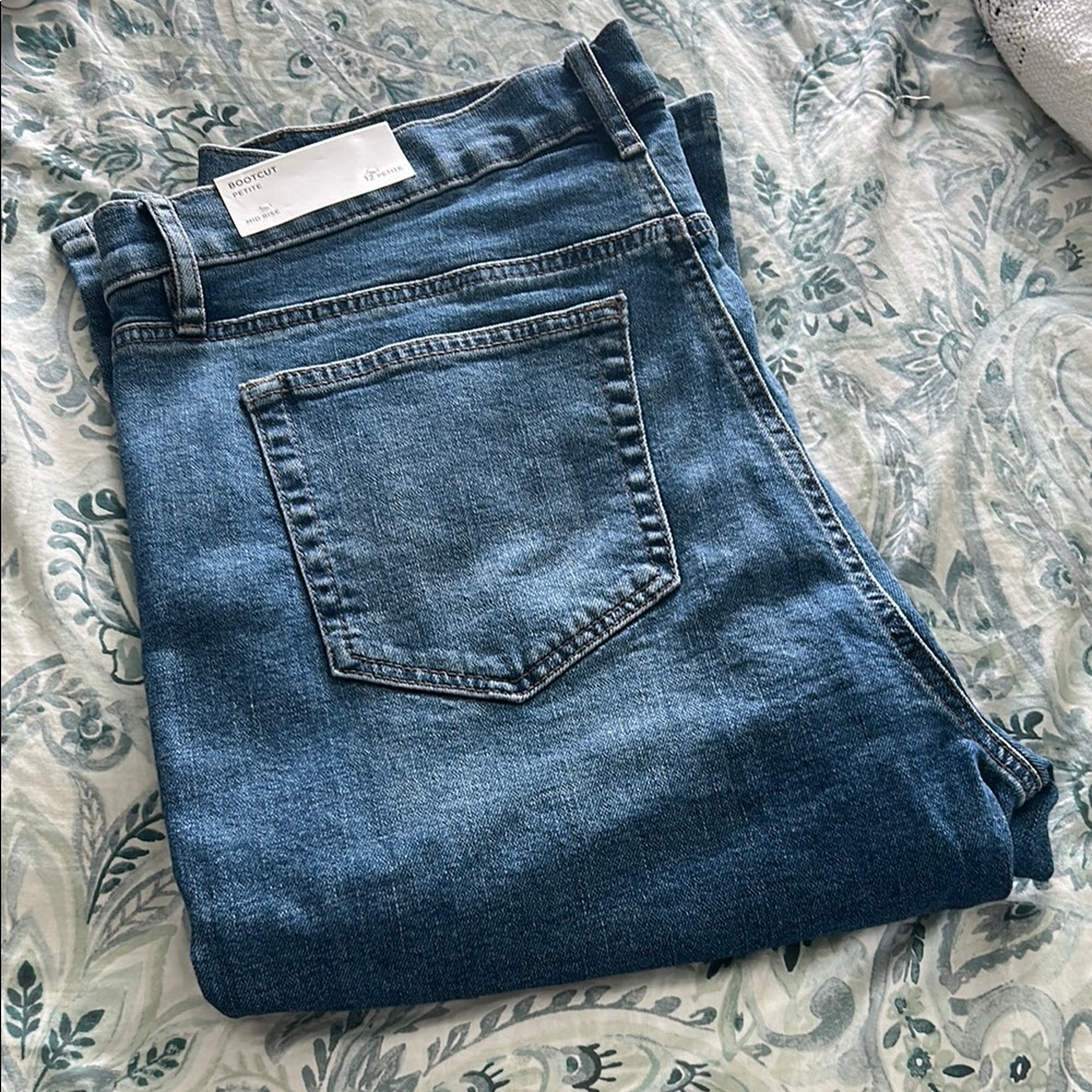 LOFT Mid Rise Women's Boot Cut Jeans